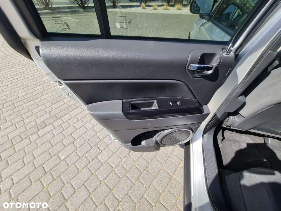 Jeep Compass 2.0 4x2 Limited - 16
