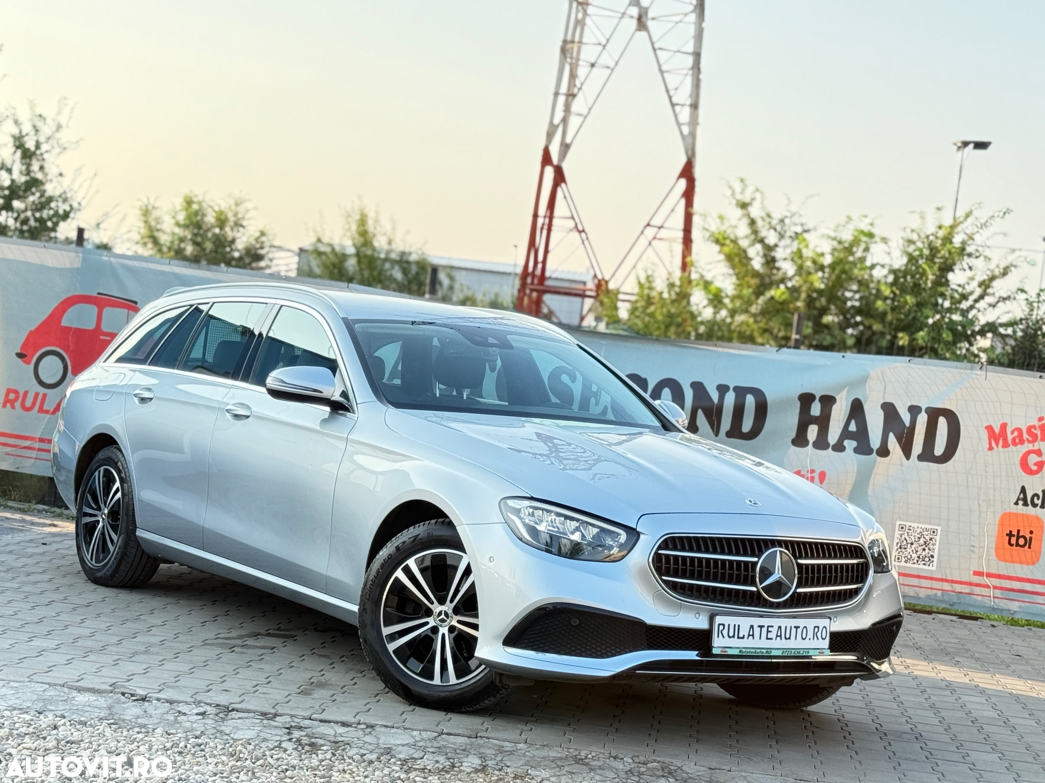 Mercedes-Benz E 220 d T 9G-TRONIC Avantgarde - 3
