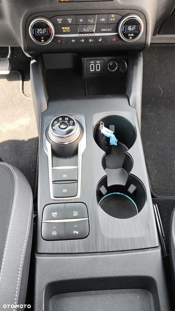 Ford Focus - 10
