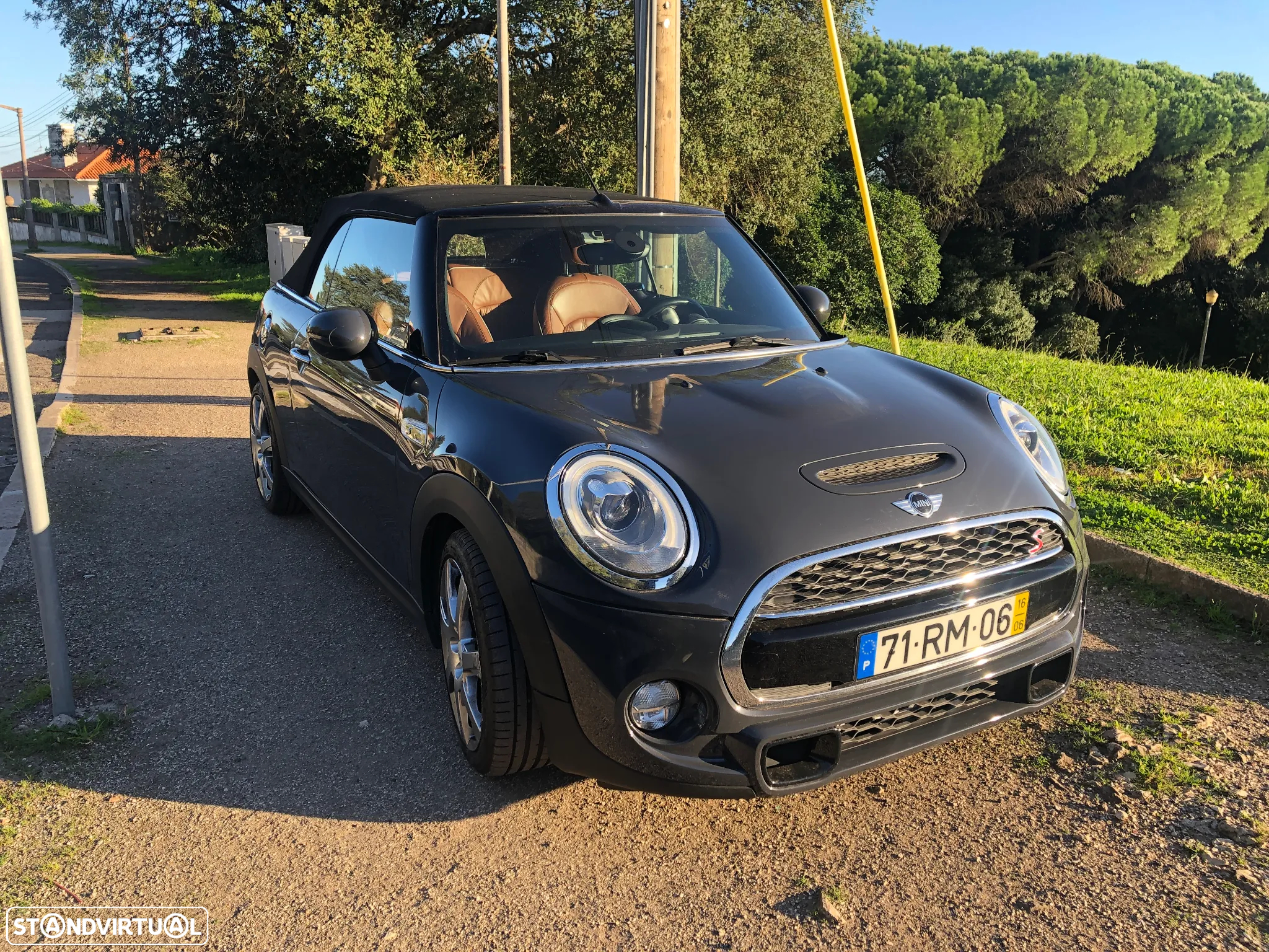 MINI Cabrio Cooper SD Auto - 19