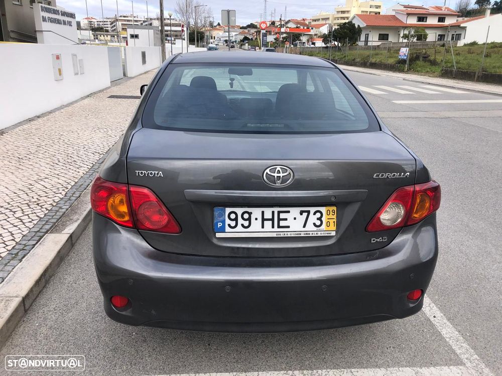 Toyota Corolla 1.4 D-4D - 5