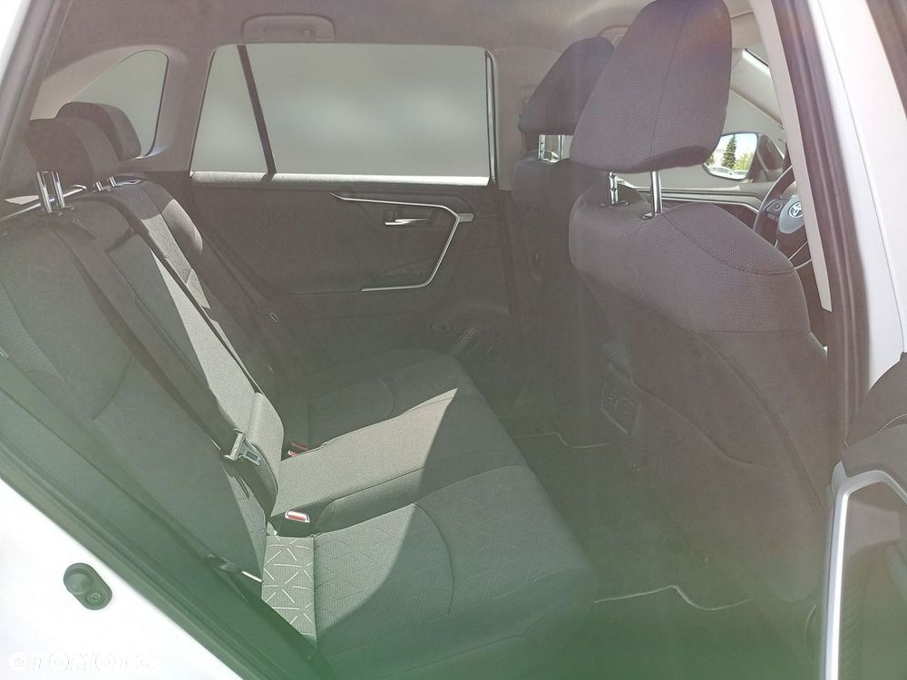 Toyota RAV4 - 32