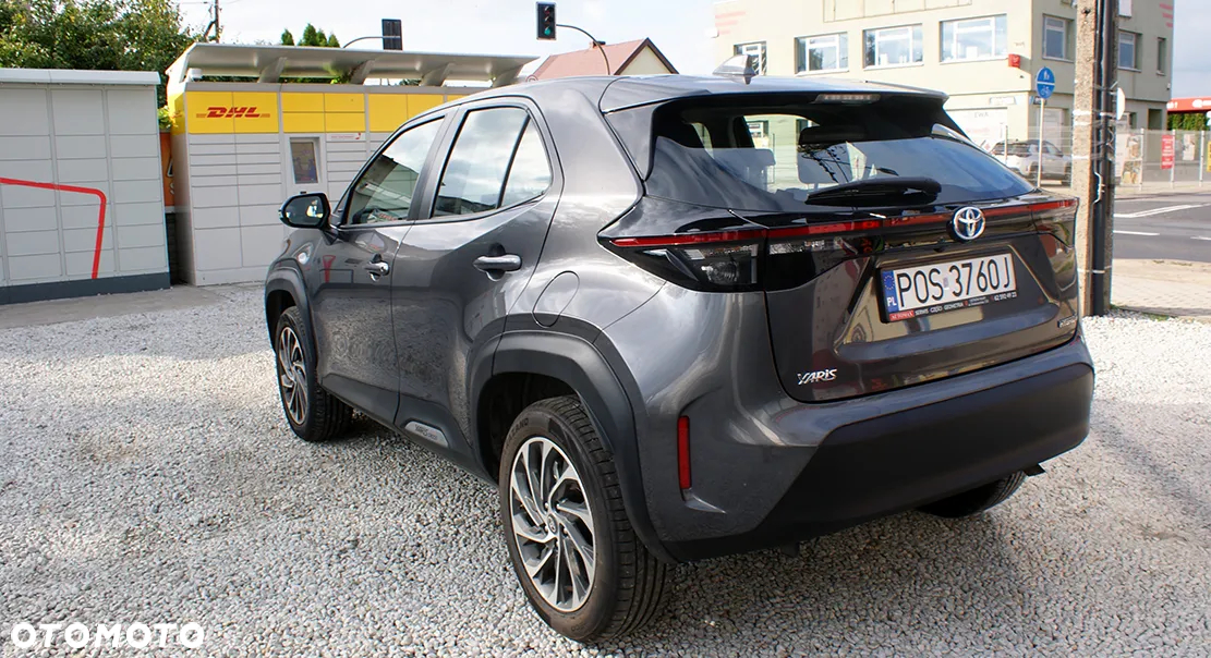 Toyota Yaris Cross Hybrid 1.5 Adventure - 4
