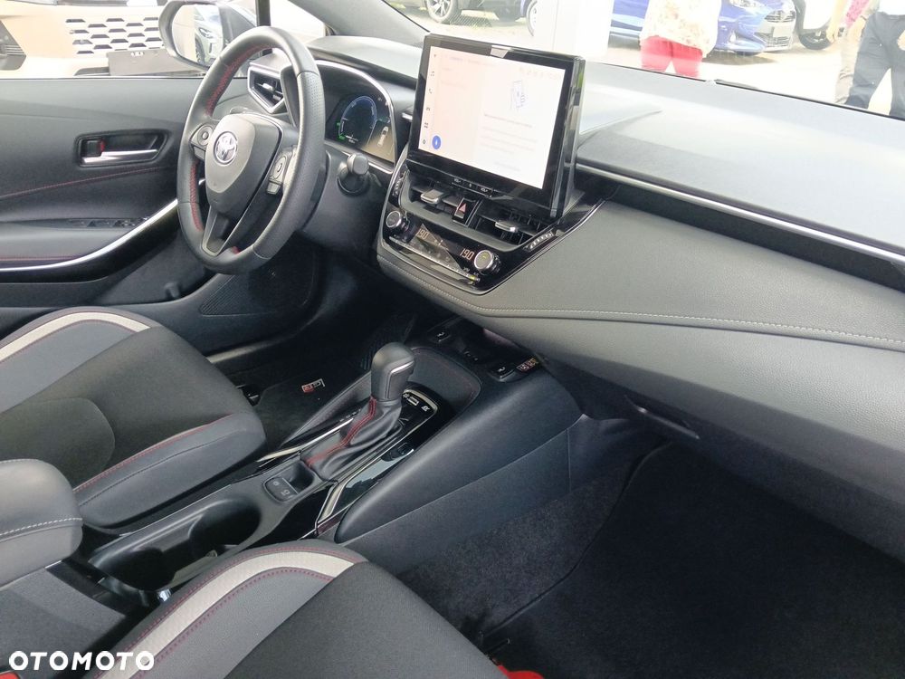 Toyota Corolla 1.8 Hybrid GR Sport Dynamic - 10