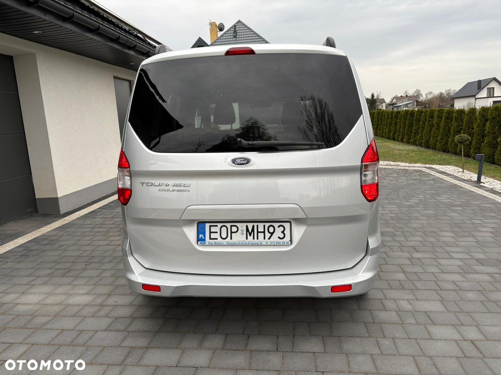 Ford Tourneo Courier 1.5 TDCi Trend - 5