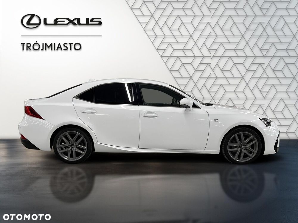 Lexus IS 200t F Sport - 7