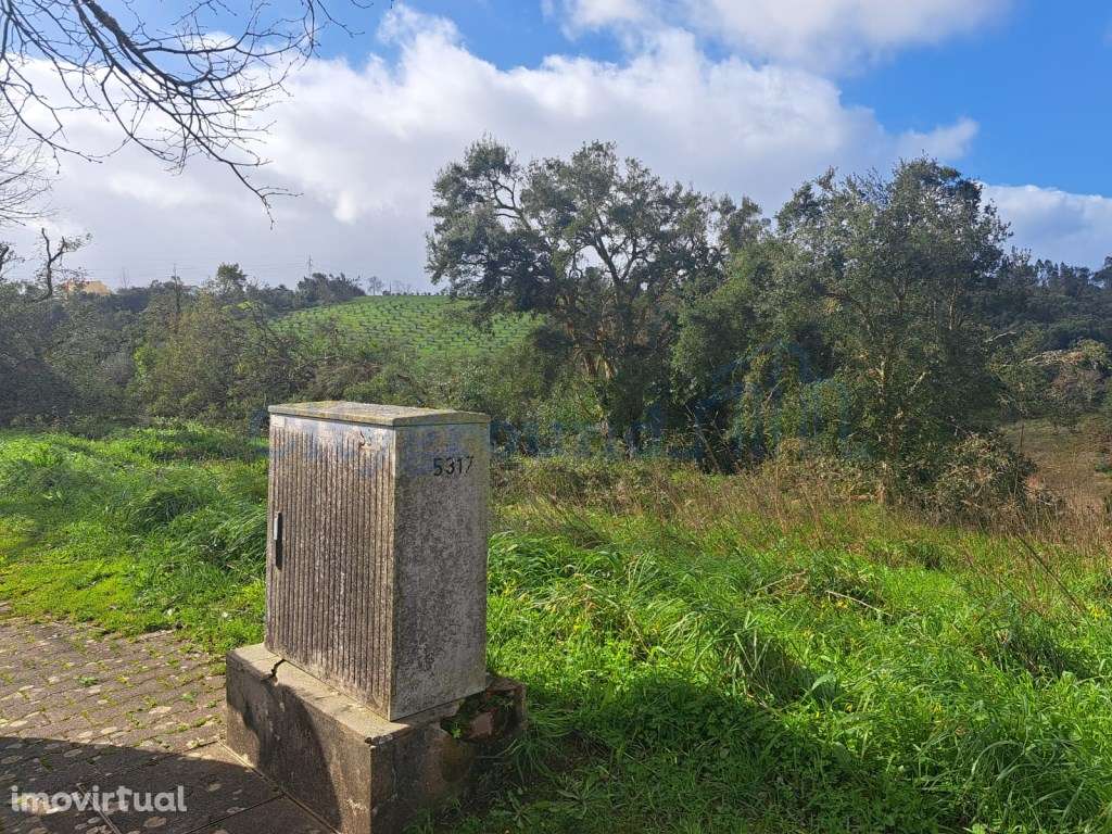 Terreno de 562m2 urbano em Barreira, Leiria - Grande imagem: 5/9