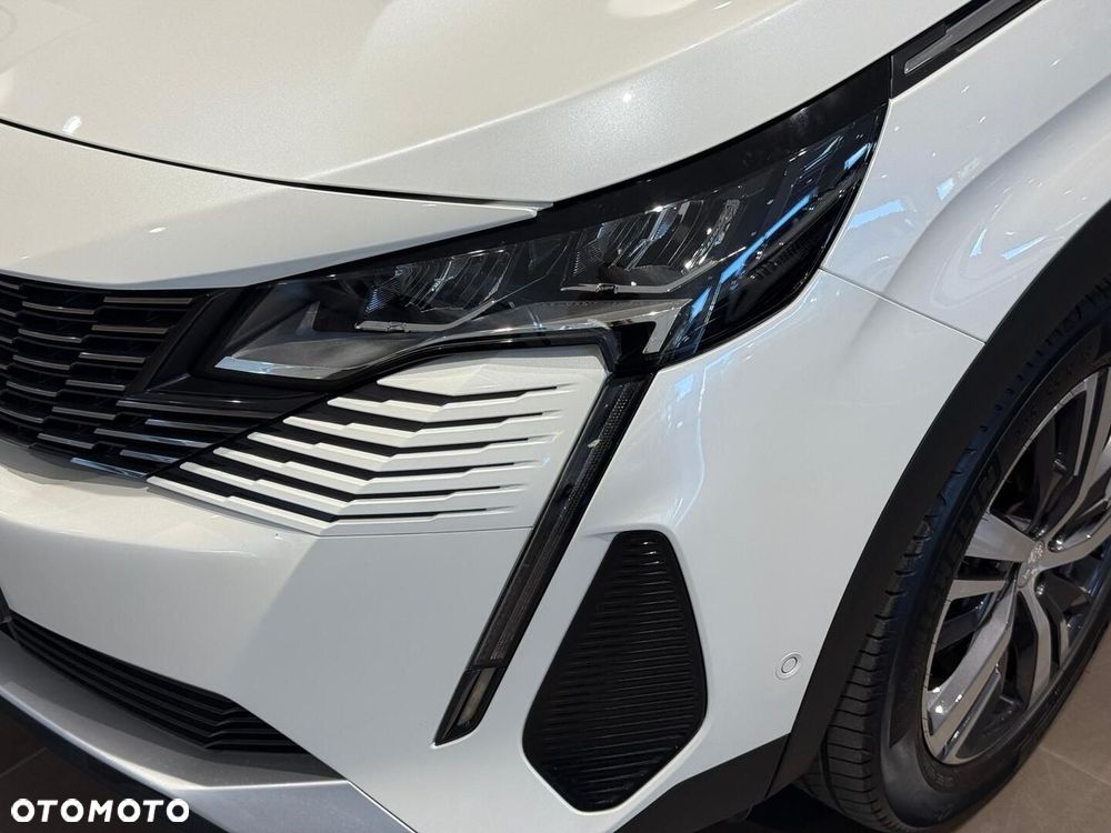 Peugeot 3008 1.2 PureTech GPF Allure S&S EAT8 - 7