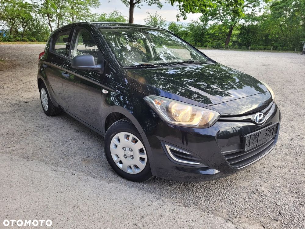 Hyundai i20 1.2 Fifa World Cup Edition - 1