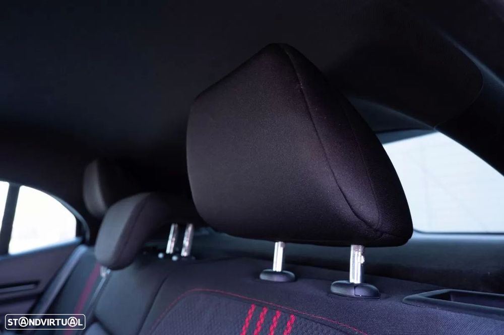 Renault Mégane 1.5 Blue dCi R.S. Line EDC - 22