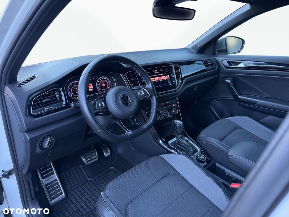 Volkswagen T-Roc - 12