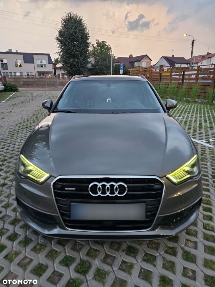 Audi A3 Sportback 2.0 TDI clean diesel Quattro Ambiente S tronic - 9
