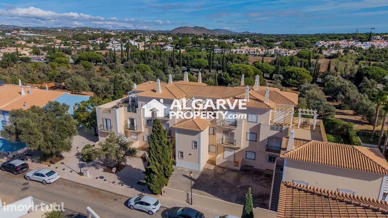 Espaçoso apartamento T2 perto de vários campos de golfe em Vilamoura, - Grande imagem: 5/19