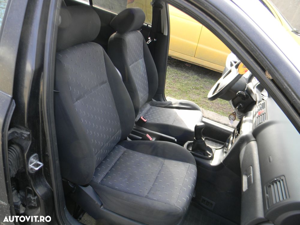 Dezmembrari  Skoda OCTAVIA 1 (1U)  1996  > 2010 1.6 Benzina - 14