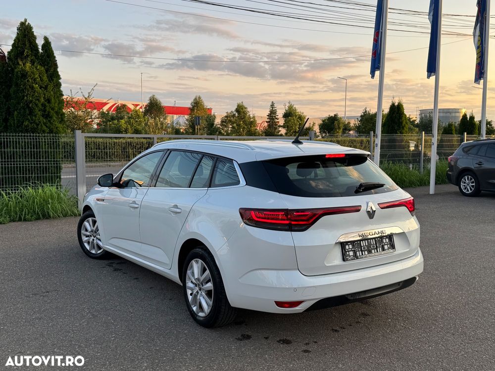 Renault Megane TCe 140 GPF EDC BUSINESS EDITION - 25