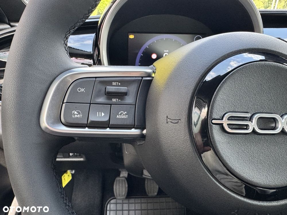 Fiat 600 1.2 Turbo Street - 8