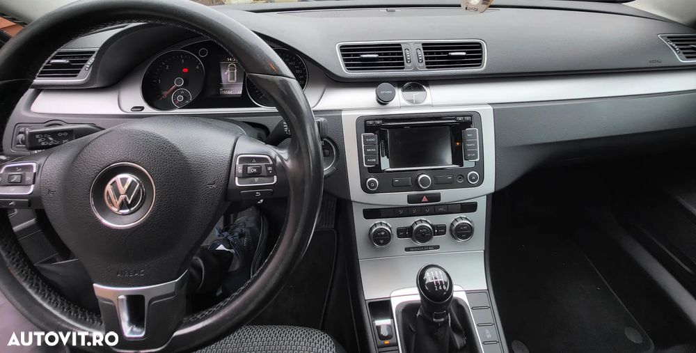 Volkswagen Passat Variant 1.6 TDI BlueMotion - 34