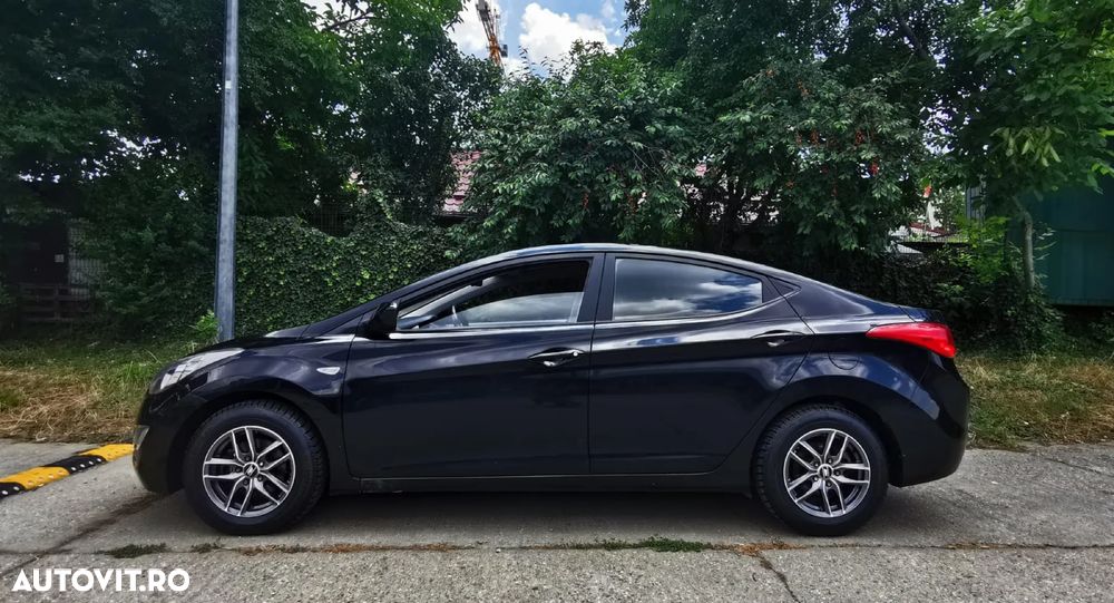 Hyundai Elantra 1.6 MPi - 1