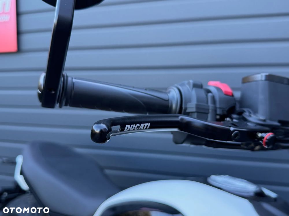 Ducati Scrambler - 10
