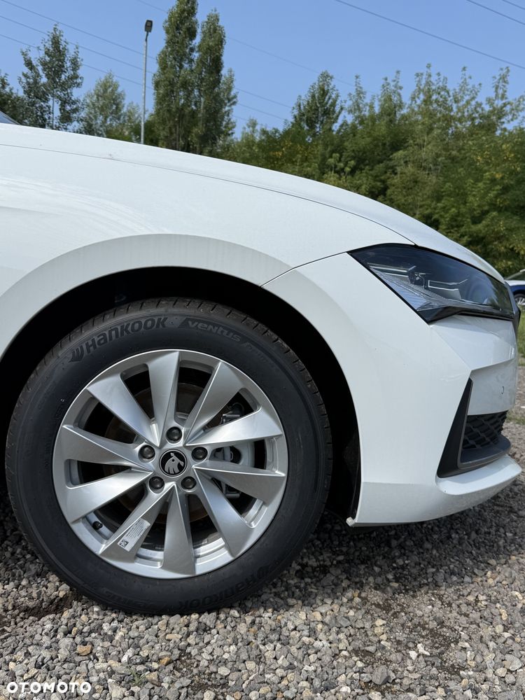 Skoda Superb 1.5 TSI mHEV Drive DSG - 37