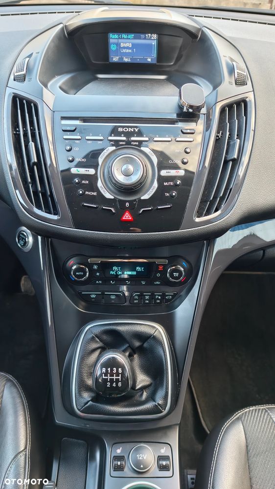 Ford Kuga 1.6 EcoBoost 2x4 Individual - 26