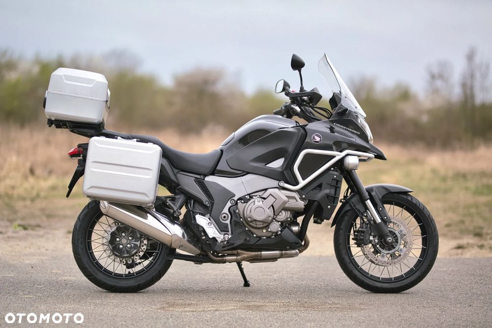 Honda VFR - 2