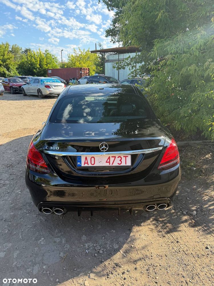 Mercedes-Benz Klasa C 300 4MATIC 9G-TRONIC - 5