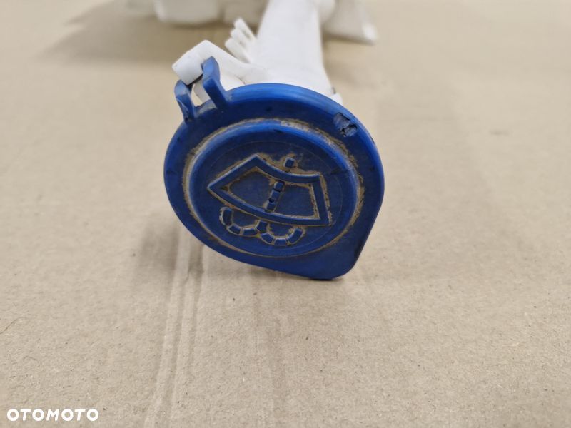 VOLVO V40 2 II ZBIORNIK ZBIORNICZEK PŁYNU DO SPRYSKIWACZY 31391616 - 9