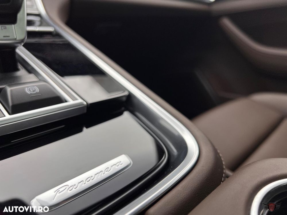 Porsche Panamera 4 E-Hybrid Platinum Edition - 23