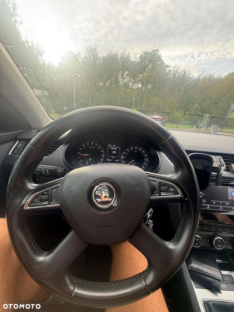 Skoda Octavia 2.0 TDI Elegance - 11