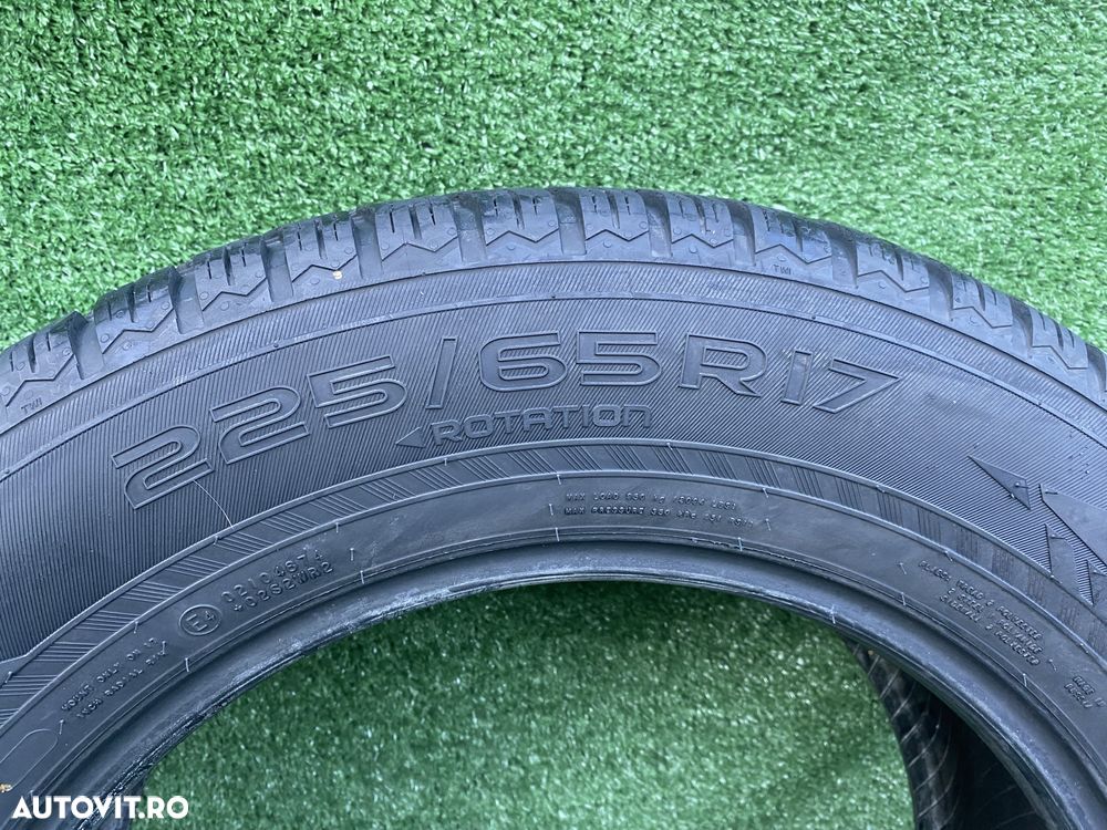 Set 4 anvelope iarna Nokian WR SUV 4 225 65 R17 106H Dot 2821 5,4mm - 4