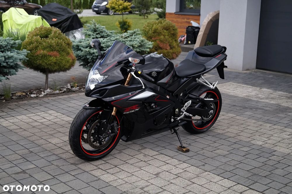 Suzuki GSX-R - 3