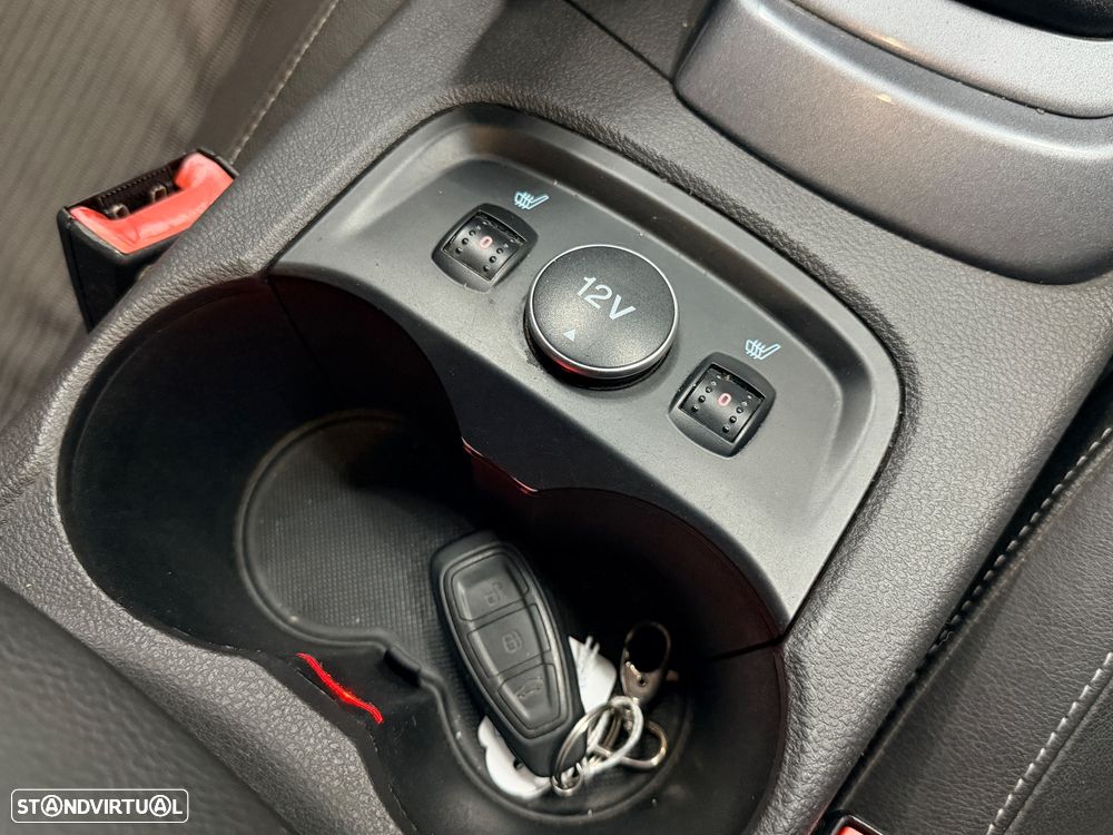 Ford Focus 1.6 TDCi DPF S&S Titanium - 25