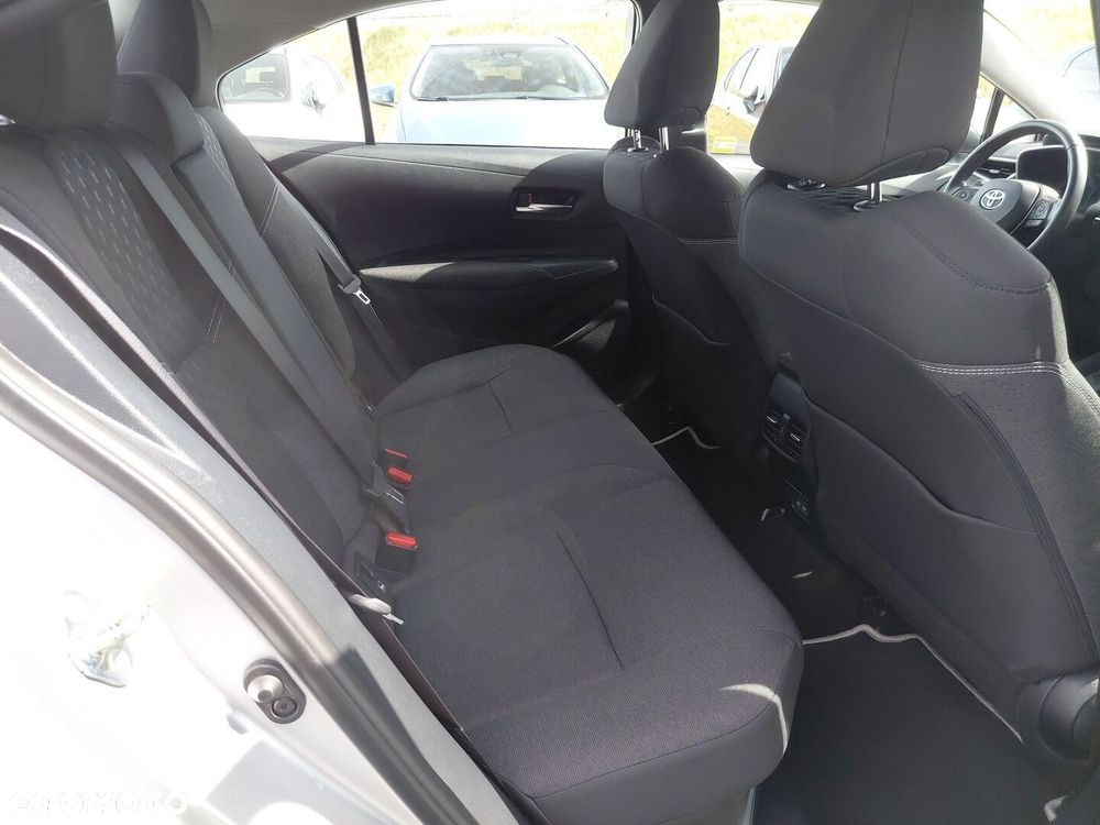 Toyota Corolla 1.8 Hybrid Comfort - 10