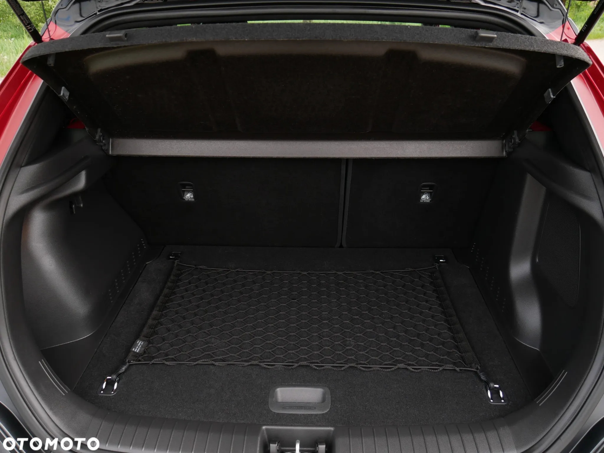 Hyundai Kona 1.6 T-GDI DCT Premium - 29