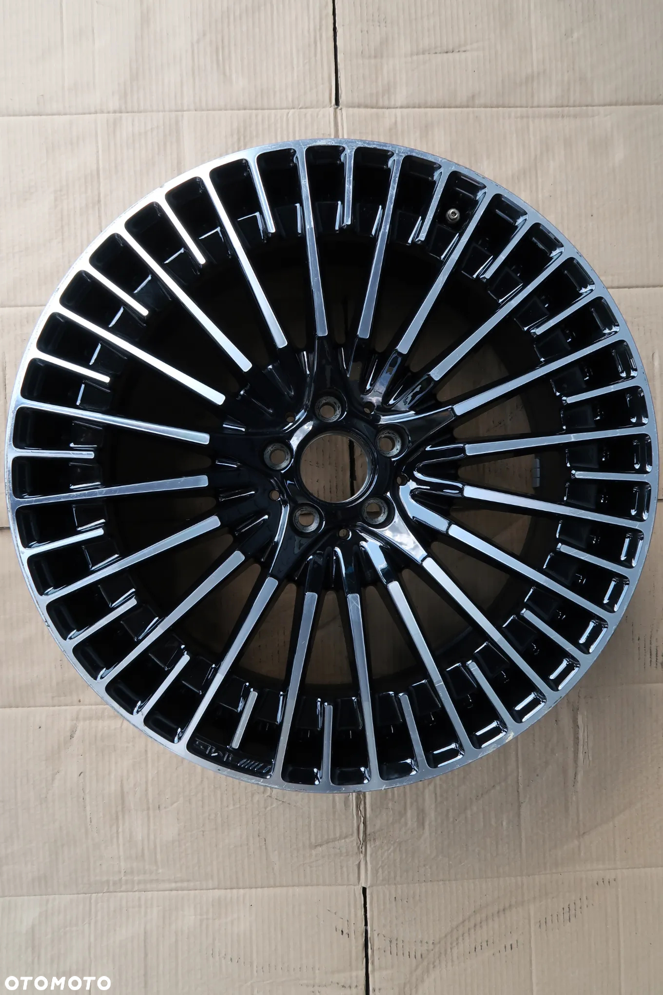 C22/C65/C64 FELGA MERCEDES A2974011500 9,5X21ET41,5 - 18