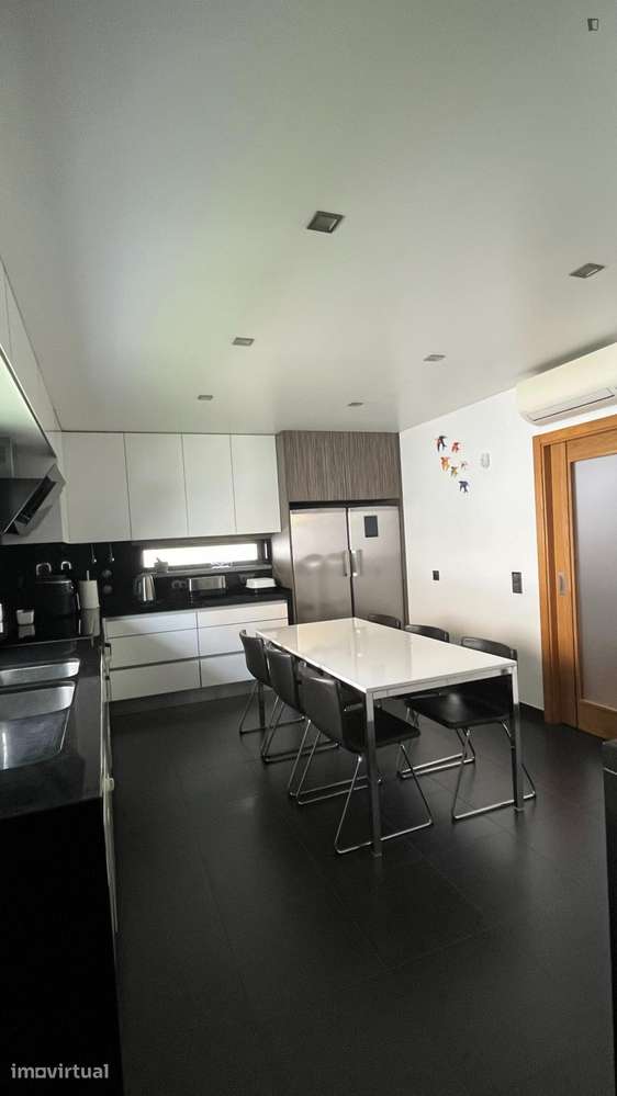 Quarto - localizado em Lisbon - Grande imagem: 4/6