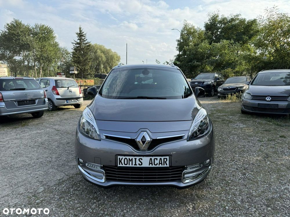 Renault Grand Scenic - 36