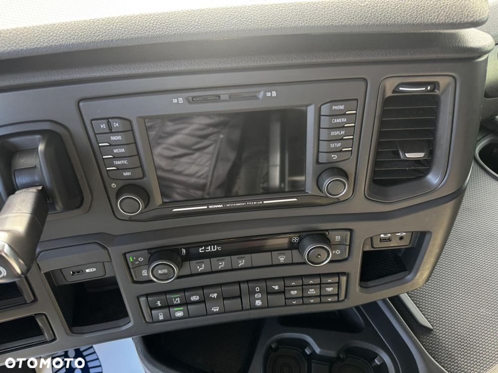 Scania Scania mega S460 - 13