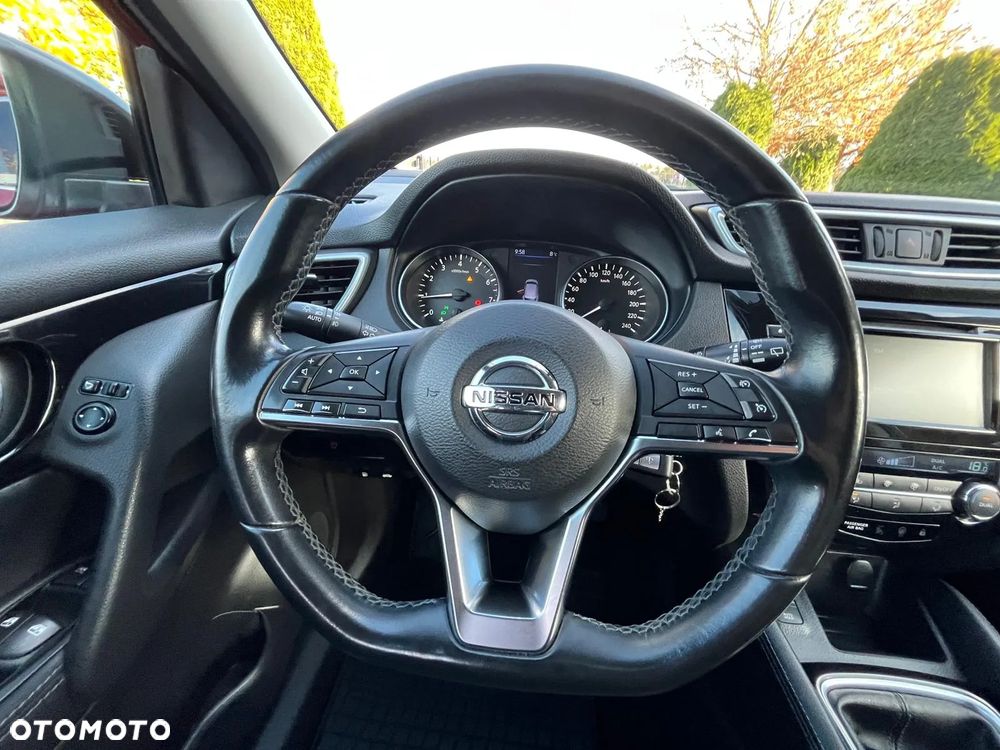 Nissan Qashqai 1.3 DIG-T Acenta EU6d - 29