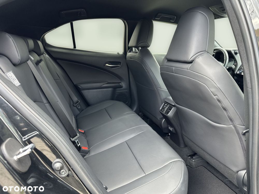 Lexus UX 250h GPF F Impression 2WD - 11
