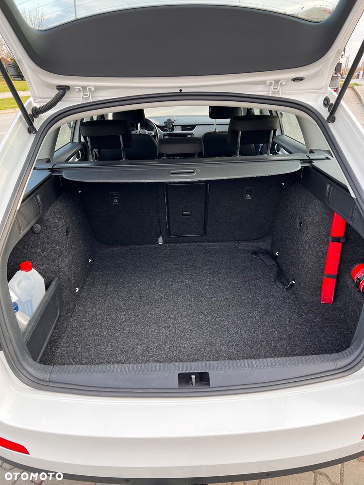 Skoda Octavia 1.8 TSI Ambition - 16