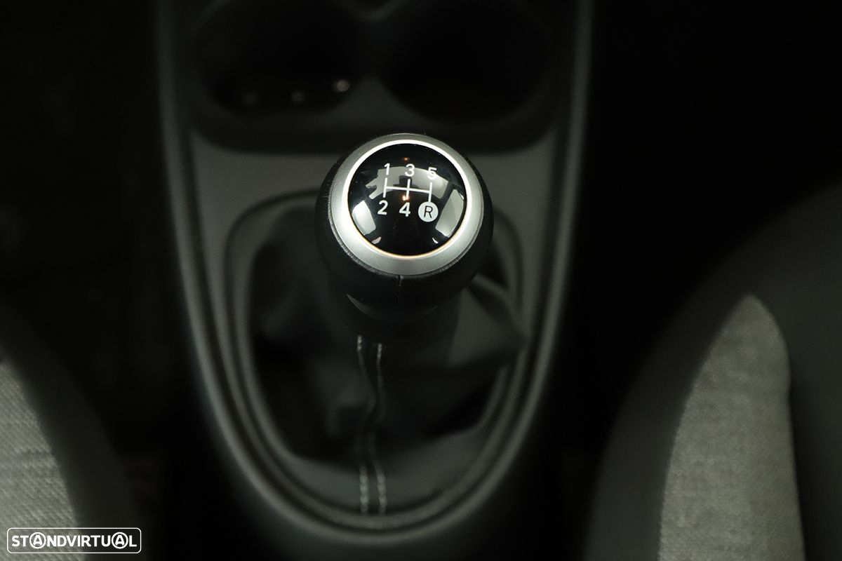 Toyota Aygo 1.0 X-Play - 12