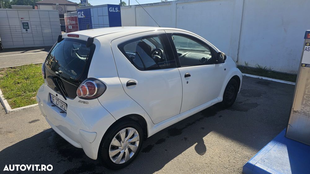 Toyota Aygo 1.0 Luna - 8