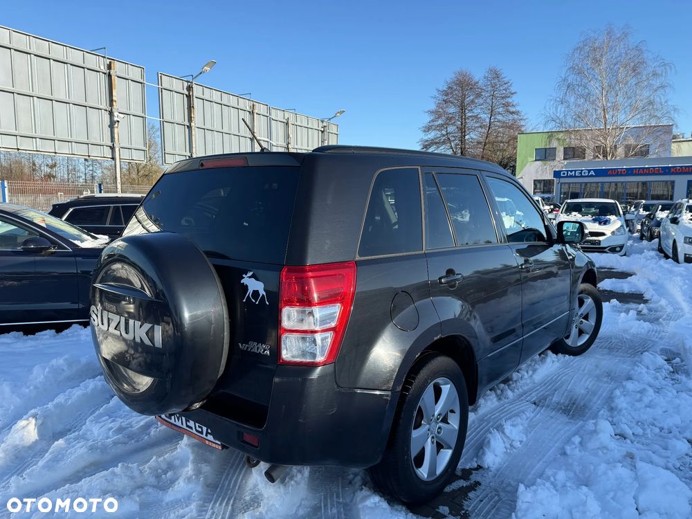 Suzuki Grand Vitara 1.9 DDiS Premium - 2