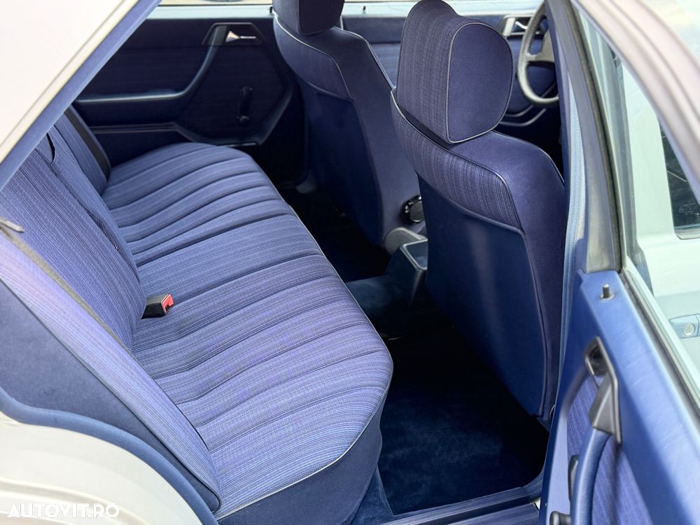 Mercedes-Benz W124 - 10