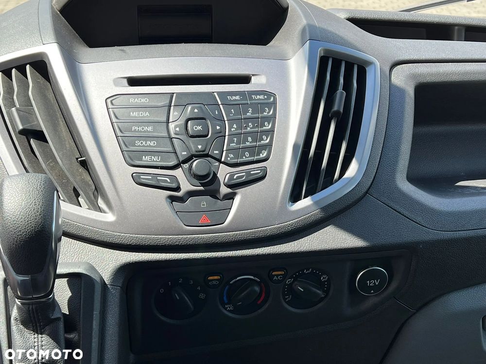 Ford Transit - 16