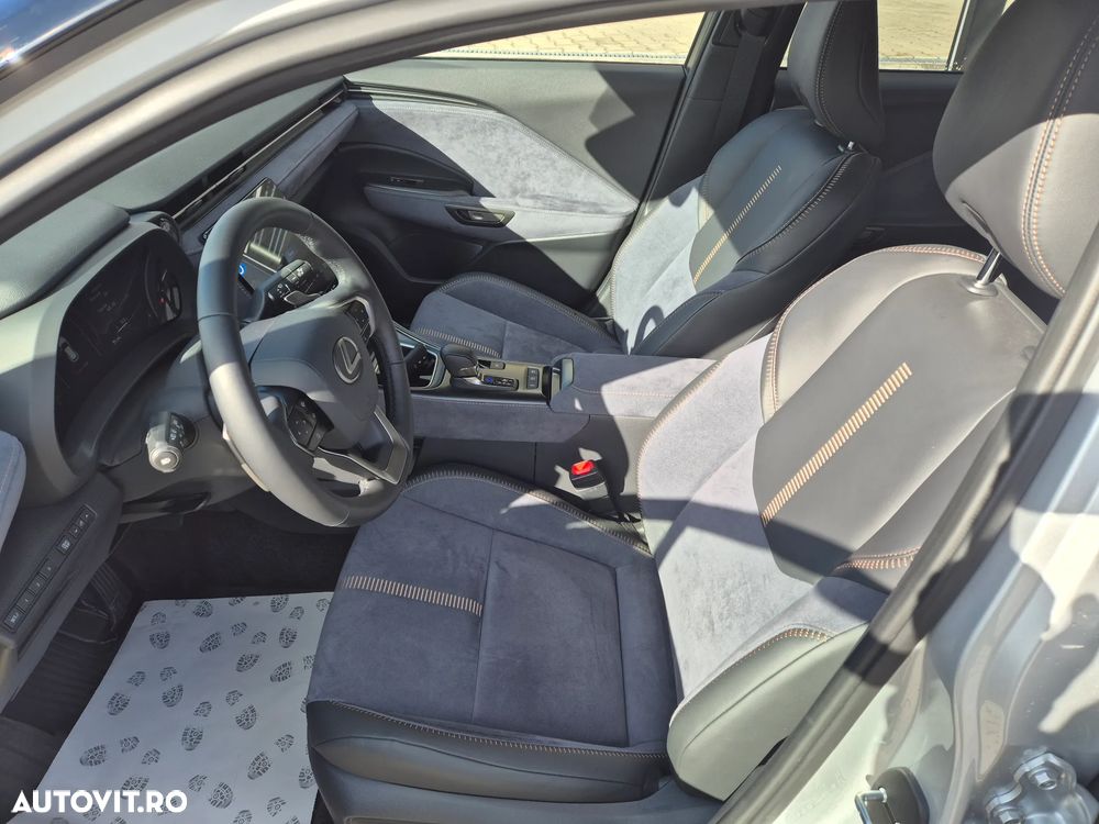 Lexus LBX 1.5 HEV 4x2 CVT Cool - 15