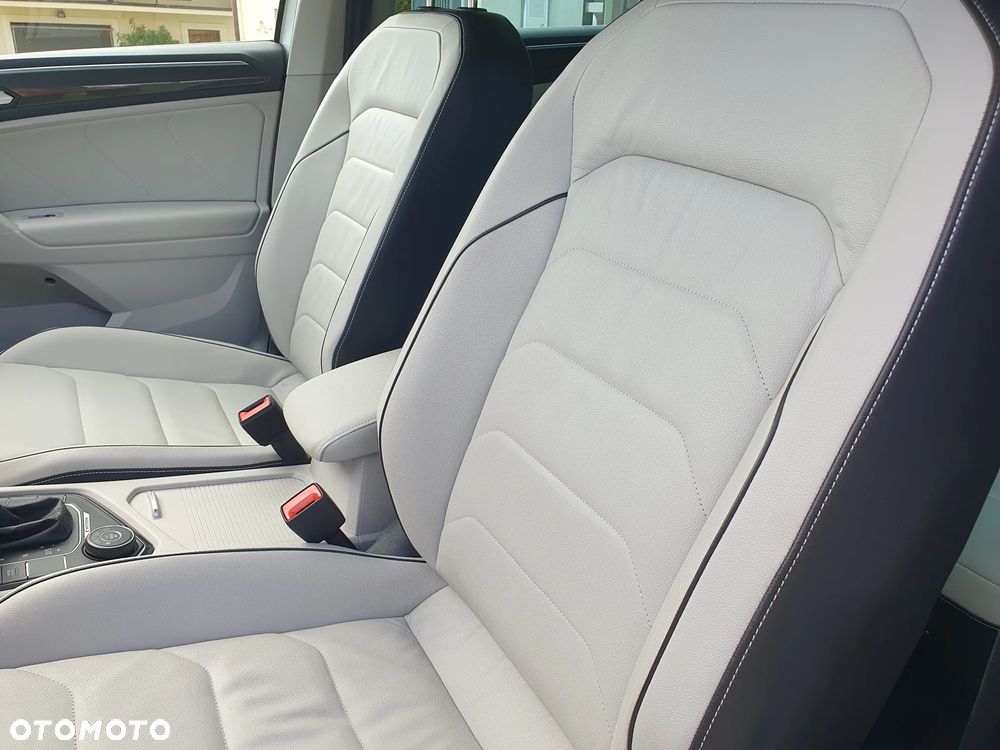 Volkswagen Tiguan 2.0 TSI 4Mot R-Line DSG - 26