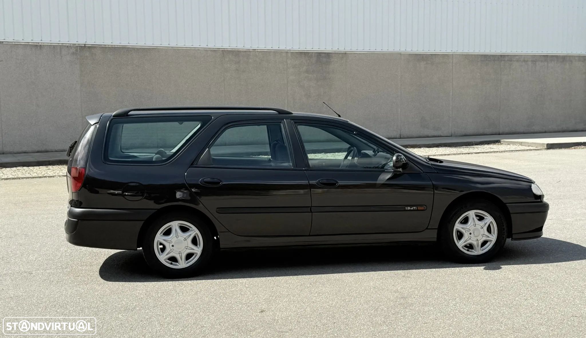 Renault Laguna Break 1.9 dTi RXE - 12